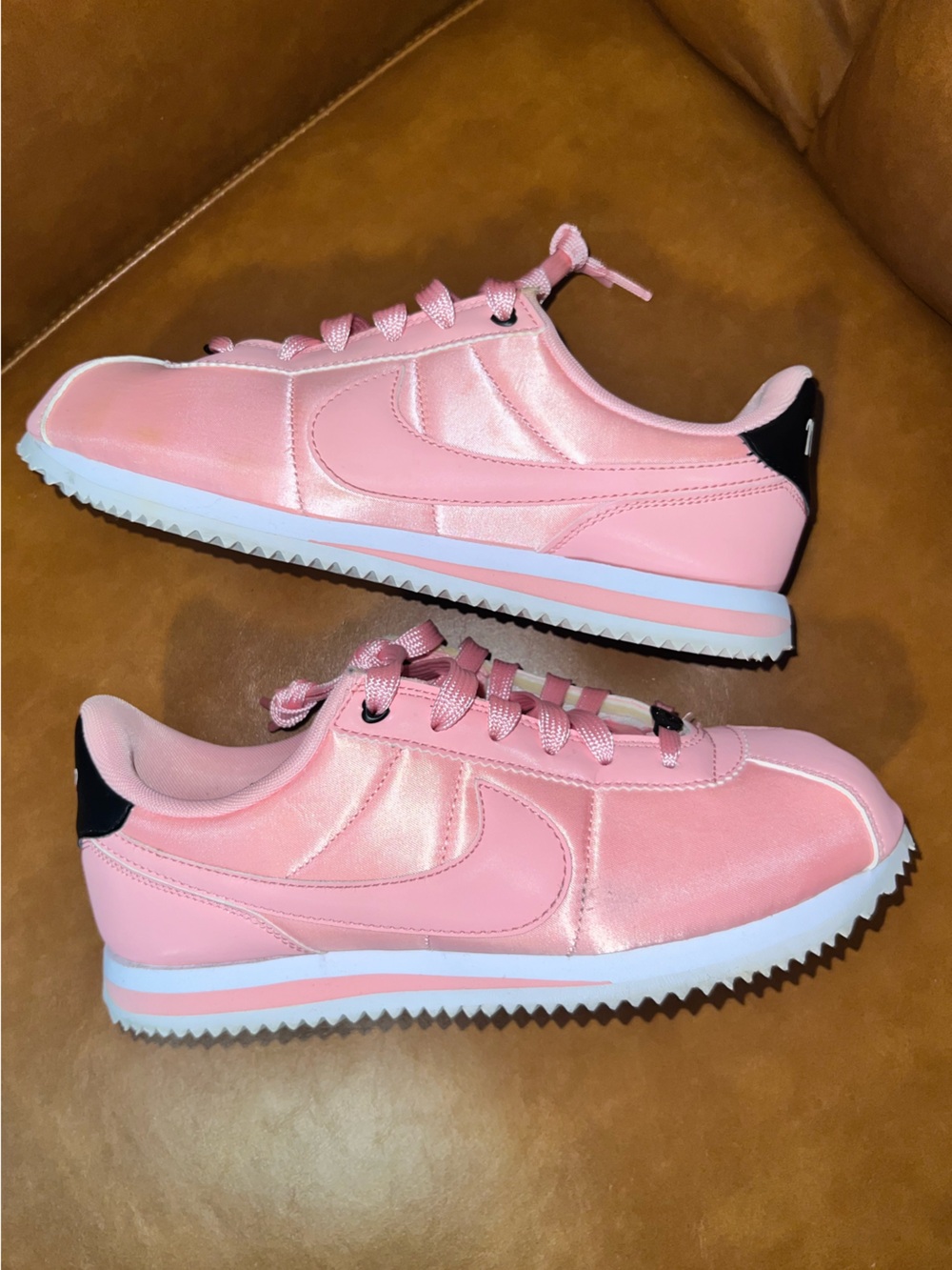 Nike Cortez Basic Valentine's Day Bleached Coral size 6Y women’s 7.5